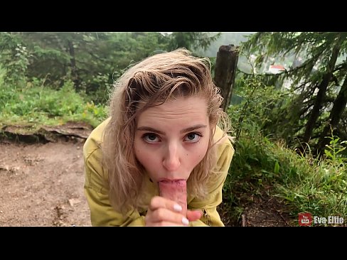 ❤️ Qiz yutdi cum keyin ommaviy minat - Eva Elfi ☑ Anal videoda bizda